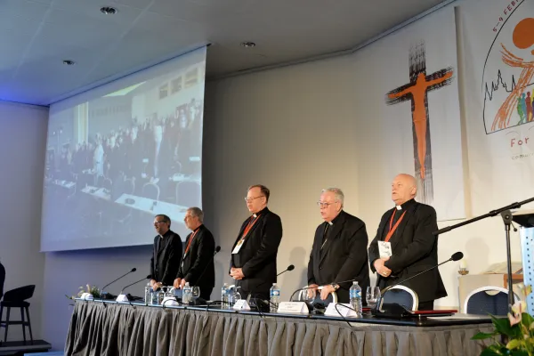 La presidenza del CCEE alla fine dell'ultima sessione dell'Assemblea Continentale Europea a Praga / Conferenza Episcopale Ceca