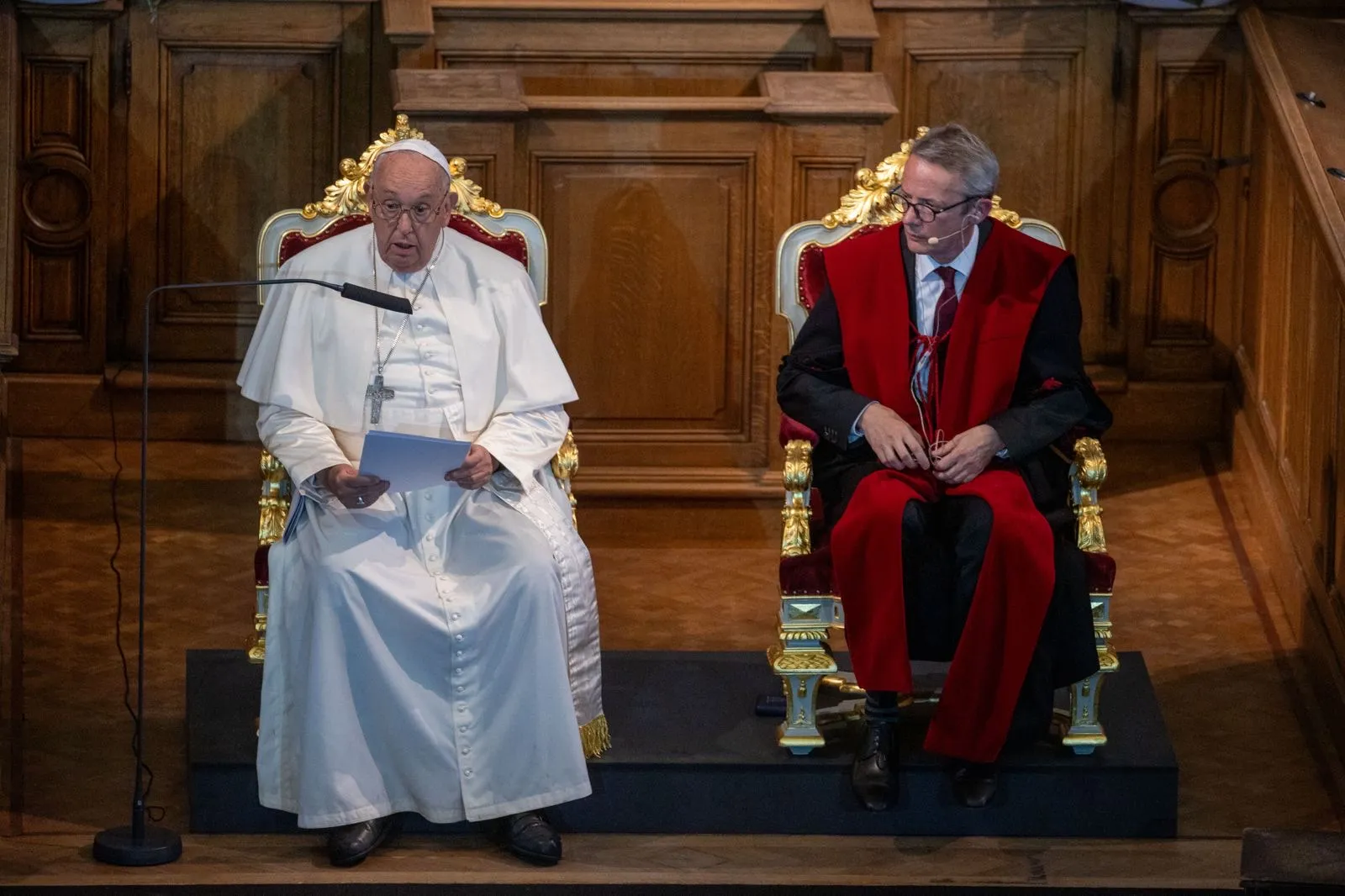 Papa Francesco Università Lovanio