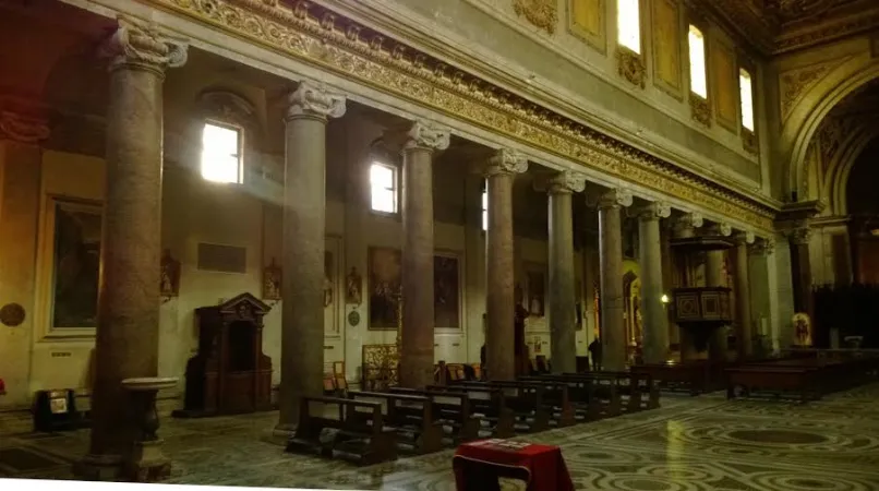 L'interno della chiesa di San Crisogono a Trastevere |  | OB