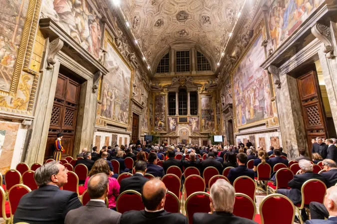 La presentazione del volume della Lev, Ordres et décorations du Saint-Siège”, di Dominique Henneresse |  | Daniel Ibanez/ Aci Group