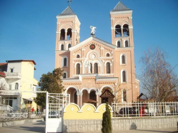 Chiesa di San Michele Arcangelo | La chiesa dedicata a San Michele Arcangelo a Rakovsky, in Bulgaria, che Papa Francesco visiterà il prossimo 6 gennaio  | WIkimedia Commons