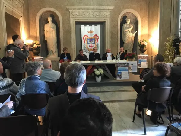 Un momento della presentazione a Roma |  | AA