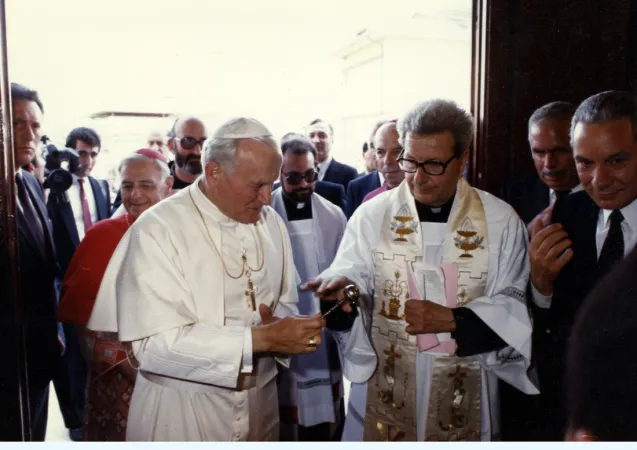 Giovanni Paolo II nelle parrocchie di Roma  |  | pd