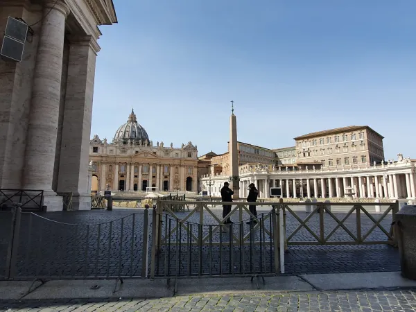 Piazza San Pietro  |  | EWTN