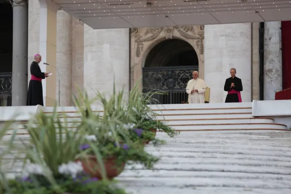 Papa Francesco presiede il Rosario al Giubileo Mariano / Daniel Ibanez / ACI Group 