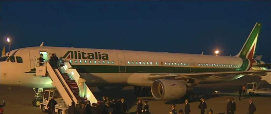 Papa Francesco in partenza da Baku |  | CTV