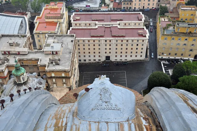 Casa Santa Marta dall'alto |  | Wikimedia Commons