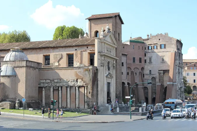 San Nicola in Carcere |  | Wikimedia commons