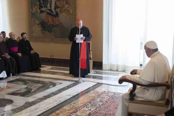 Il Cardinale Sandri, prefetto della Congregazione delle Chiese Orientali, incontra Papa Francesco durante una plenaria della Congregazione / Vatican Media / ACI Group