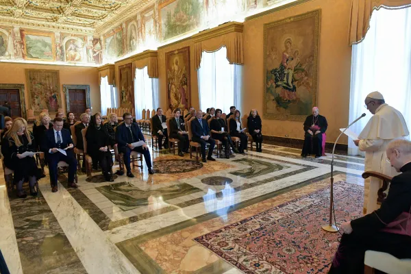 Papa Francesco durante l'udienza con la Galileo Foundation, Sala del Concistoro, 8 febbraio 2019 / Vatican Media / ACI Group