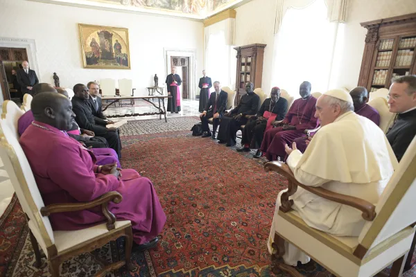 Papa Francesco incontra una delegazione del Consiglio delle Chiese del Sud Sudan, Sala del Concistoro, Palazzo Apostolico Vaticano, 23 marzo 2018 / Vatican Media / ACI Group