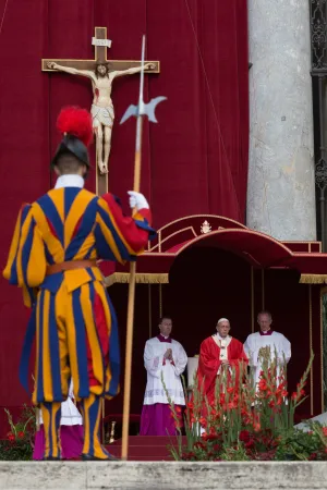 Papa Francesco, Messa Santi Pietro e Paolo 2017 | Papa Francesco durante la celebrazione della Messa della Festa dei Santi Pietro e Paolo, piazza San Pietro, 29 giugno 2017 | Daniel Ibanez / ACI Group