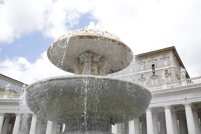 L'Angelus in Piazza San Pietro |  | Daniel Ibanez/ CNA