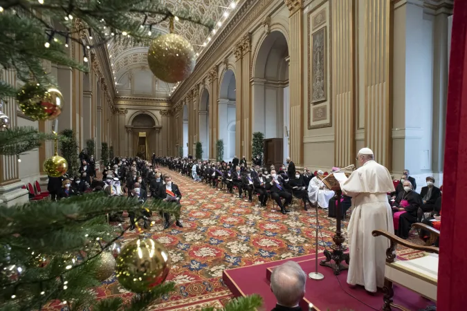 Papa Francesco, corpo diplomatico | Papa Francesco durante il discorso al Corpo Diplomatico, Aula delle Benedizioni, 10 gennaio 2022 | Vatican Media / ACI Group