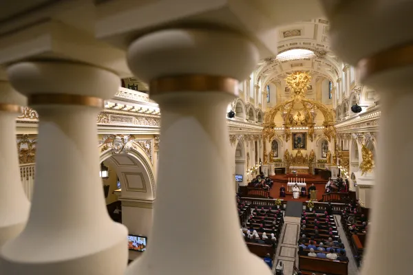 Papa Francesco durante i Vespri con i vescovi, i sacerdoti, i diaconi e i seminaristi del Canada, Notre Dame de Quebec, 28 luglio 2022 / Vatican Media / ACI Group