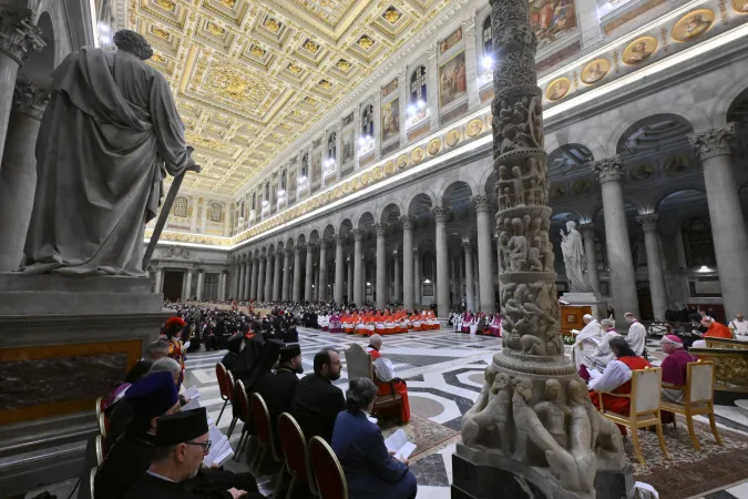 Papa Francesco, San Paolo Fuori Le Mura | Papa Francesco e i rappresentanti delle altre confessioni religiose durante i Primi Vespri in San Paolo Fuori Le Mura, 25 gennaio 2024 | Vatican Media / ACI Group