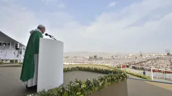 Papa Francesco dice Messa nella Base Aerea Las Palmas, Lima, 21 gennaio 2018 / Vatican Media / ACI Group