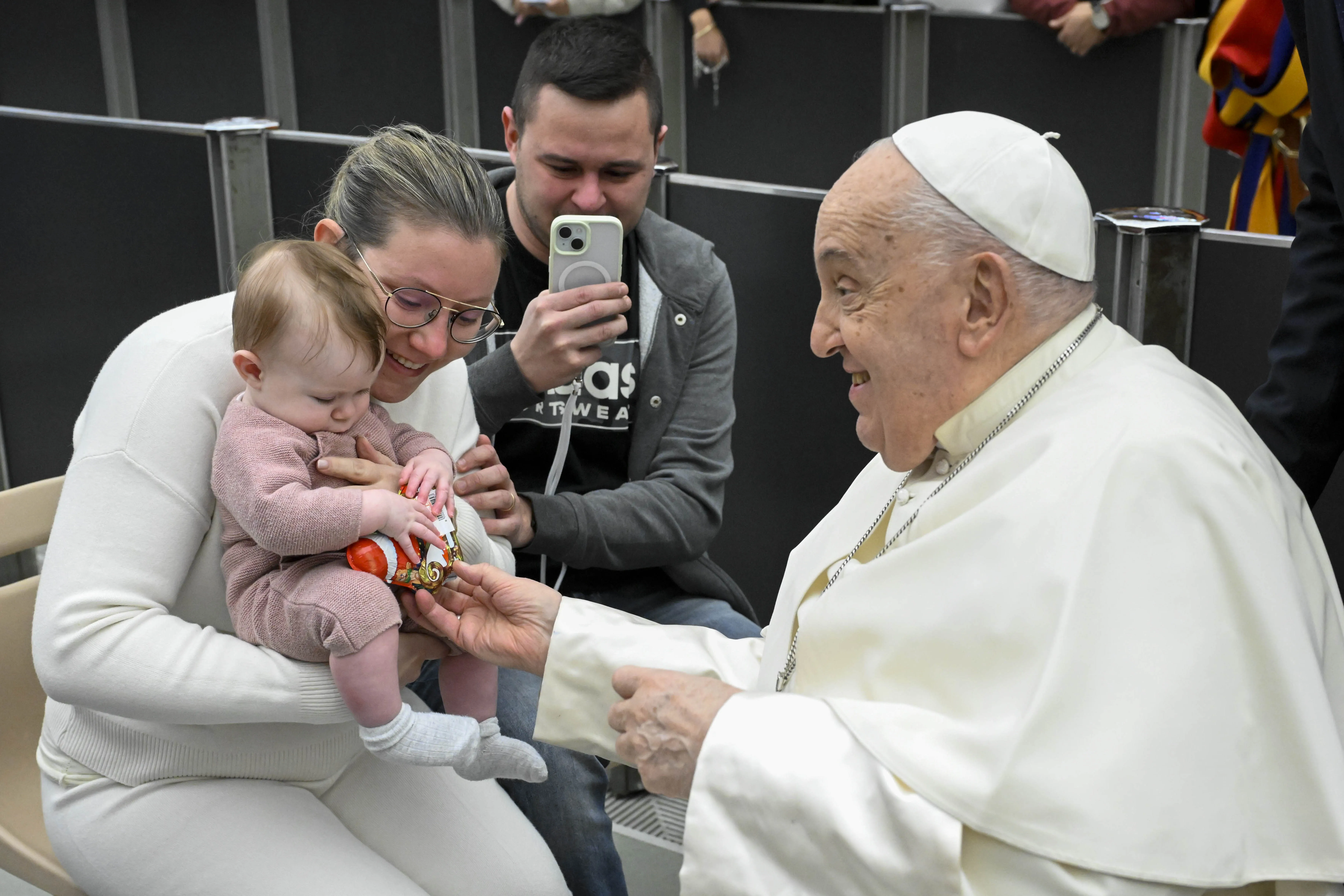 Il Papa durante una udienza generale