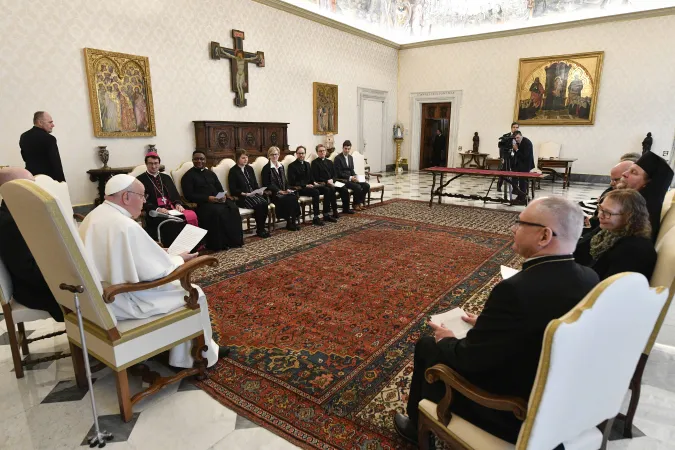 Papa Francesco, delegazione ecumenica finlandese | Papa Francesco durante l'incontro con la delegazione ecumenica della Finlandia, 19 gennaio 2024 | Vatican Media / ACI Group