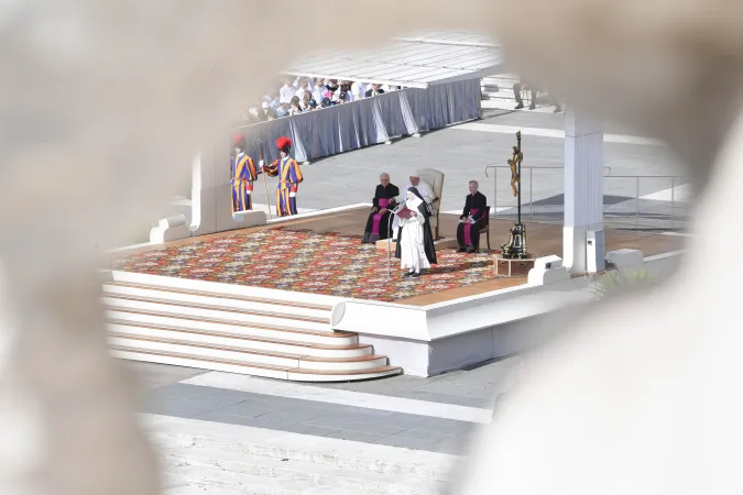 Papa Francesco durante un'udienza generale |  | Vatican Media / ACI group