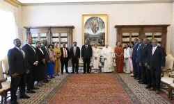 Il Re Mswati III, re di eSwatini in udienza dal Papa / Credit Vatican Media