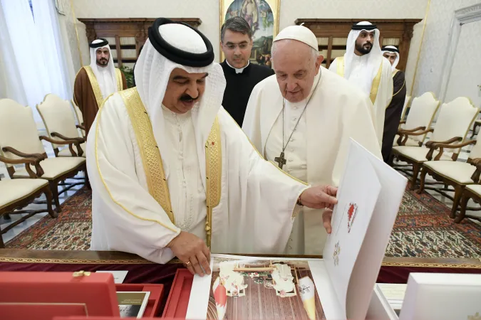 L'incontro del Papa e Hamad bin Isa bin Salman Al Khalifa. |  | Vatican Media