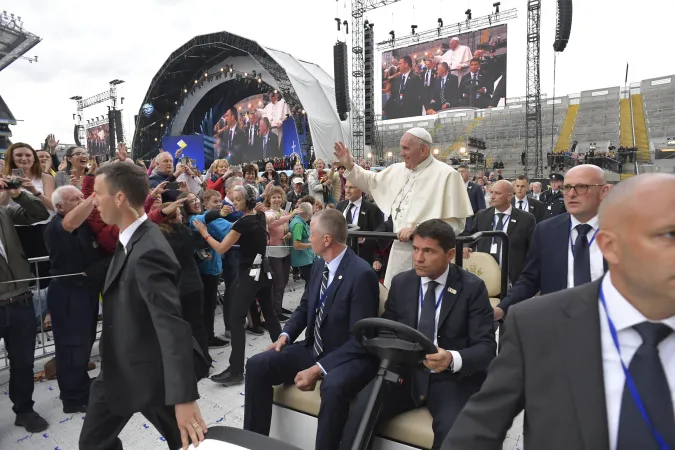 Papa Francesco al Croke Park Stadium |  | Vatican Media - ACI Group