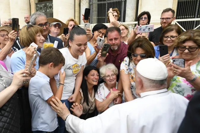 Papa Francesco durante un'udienza generale |  | Vatican Media / ACI group