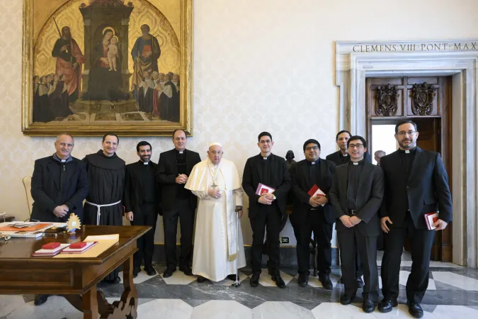 Udienza al Collegio Sacerdotale Argentino di Roma |  | Vatican Media / ACI group