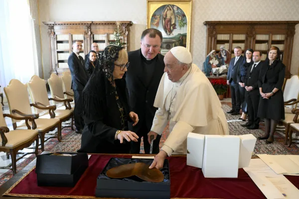 Papa Francesco con la presidente di Slovenia Pirc Musar, Palazzo Apostolico Vaticano, 5 dicembre 2024 / Vatican Media / ACI Group