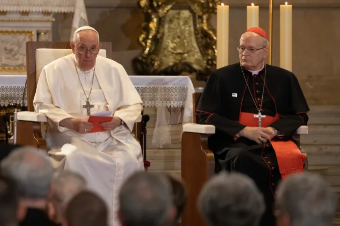 Il Papa a Budapest. Incontro con i Vescovi, i Sacerdoti |  | Daniel Ibanez / EWTN Pool Vatican