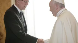 Papa Francesco e il presidente austriaco Alexander van der Bellen durante l'incontro nel Palazzo Apostolico, 16 novembre 2017 / twitter Alexander van der Bellen 