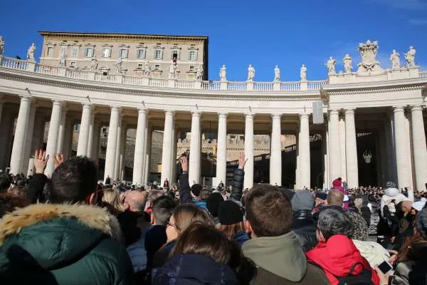 Angelus in Piazza San Pietro |  | CNA