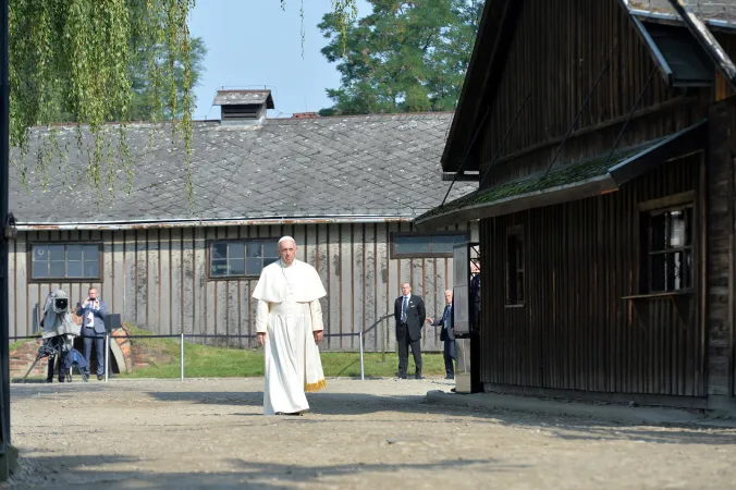 Papa Francesco visita Auschwitz |  | Conferenza Episcopale Polacca