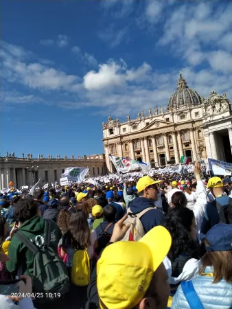 In Piazza San Pietro con l'Azione Cattolica e il Papa |  | Azione cattolica Marche