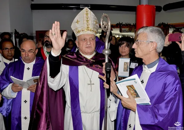 Mons. Reali apre la Porta Santa del Bambin Gesù a Palidoro |  | Ospedale Bambino Gesù