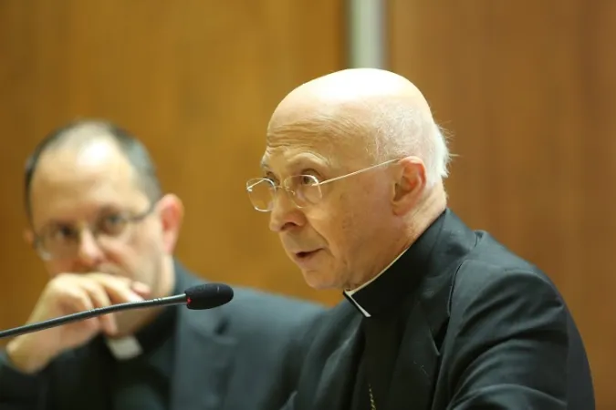 Il cardinale Angelo Bagnasco durante la conferenza stampa | Il cardinale Angelo Bagnasco durante la conferenza stampa | Daniel Ibáñez / CNA