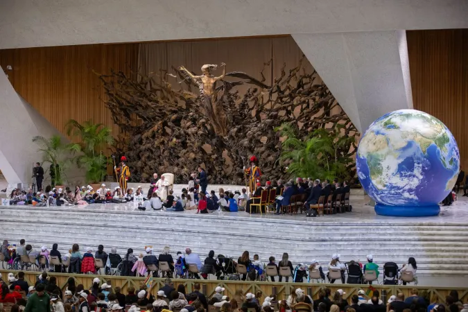 Udienza ai bambini di varie parti del mondo che partecipano alla Manifestazione “I bambini incontrano il Papa” |  | Daniel Ibanez / ACI Group