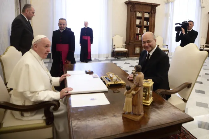 Il Papa con il Presidente dell'Iraq |  | EWTN - ACI stampa/ Evandro Inetti/ Vatican Pool 