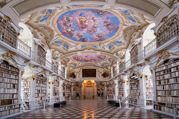 La biblioteca dell'Abbazia di Admont / Pinterest