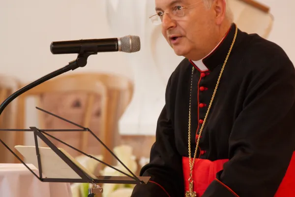 Il Cardinale Mauro Piacenza / @CC