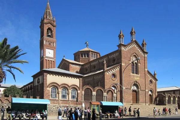 Asmara, la cattedrale cattolica dedicata a Nostra Signora del Rosario / Wikimedia Commons