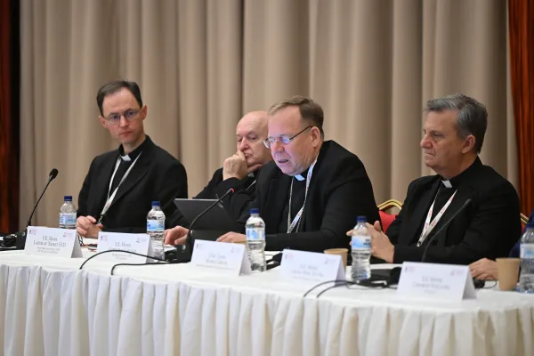 L'arcivescovo Gintaras Grušas, presidente del CCEE, durante il discorso introduttivo della plenaria del Consiglio a Malta, 27 novembre 2023 / Archdiocese of Malta / Ian Noel Pace