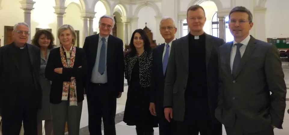 Centro di Protezione dei Minori | Uno scatto di alcuni dei membri del Centro di Protezione dei Minori della Pontificia Università Gregoriana | CCP Blog