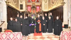 Il Patriarca Moraglia nella chiesa di San Martino con membri della Congregazione Mechitarista per la riapertura della causa di beatificazione di Mechitar / Live Venezia