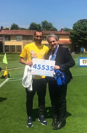 Chiellini con la maglia solidale |  | Ufficio Stampa