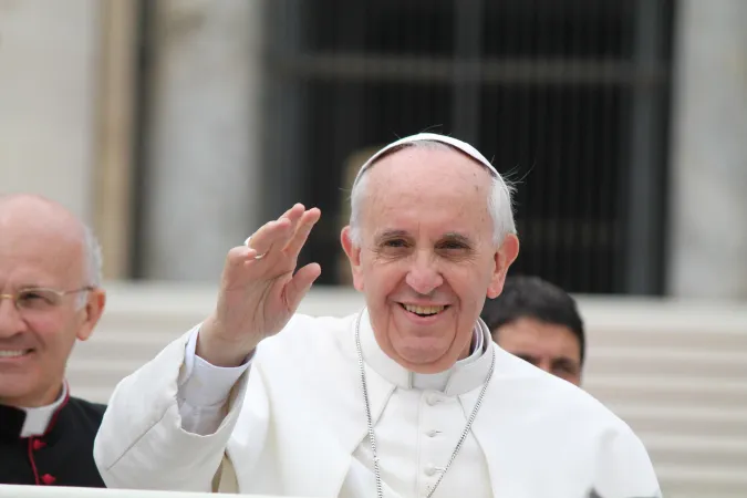 papa Francesco | Papa Francesco saluta  | Catholic News Agency