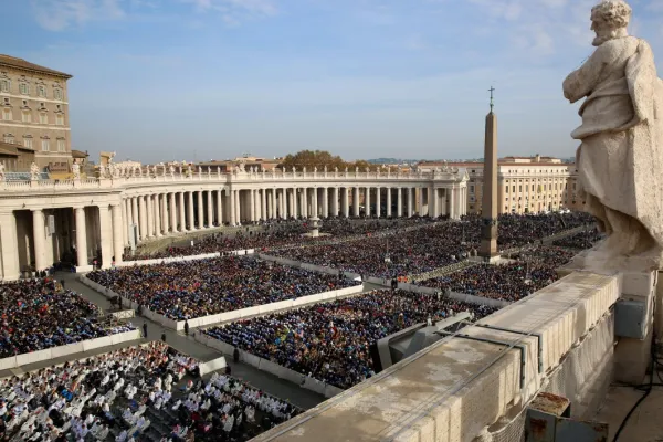 Canonizzazioni in Piazza San Pietro / Lauren Cater / Catholic News Agency