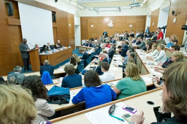 pontificia Università Santa Croce, conferenza su New Climate Change, Roma, 20 maggio 2015 / Gianni Proietti / Pontificia Università Santa Croce