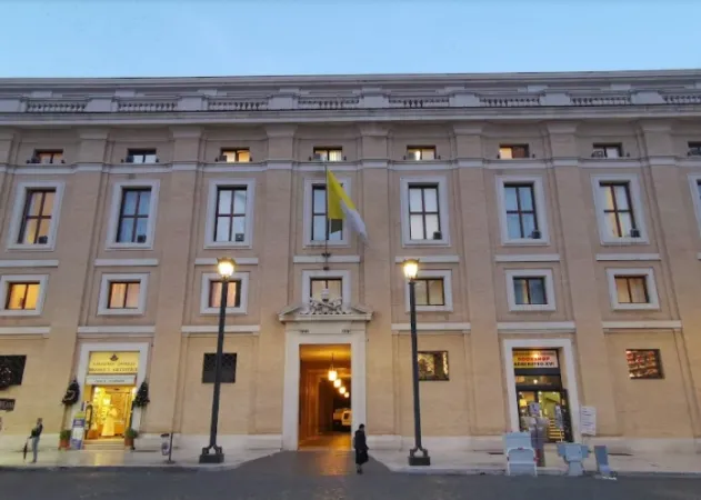 Il Palazzo delle Congregazioni in piazza Pio XII |  | MM ACI Stampa